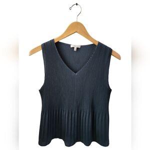 Aritzia Babaton Damien Tank Top Blouse Women's Sleeveless Pleated Green‎ Small